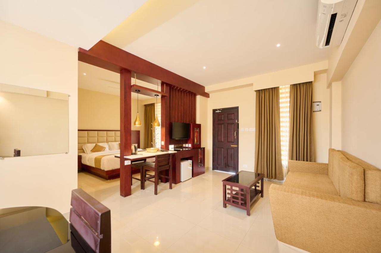 Thekkady Gavi Suites Vandiperiyār エクステリア 写真